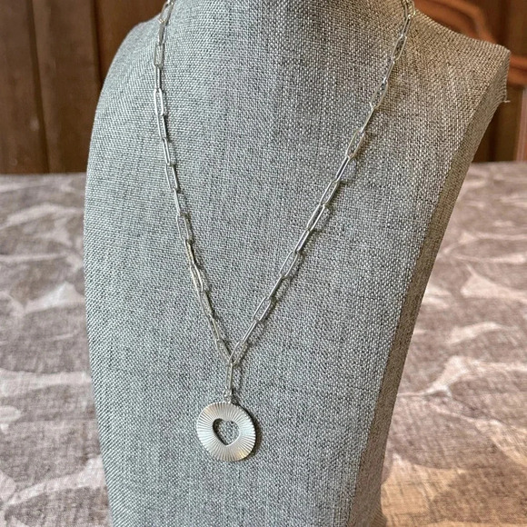 Boutique Jewelry - Sunburst Cut Out Heart Stainless Steel Paperclip Pendant Necklace Waterproof